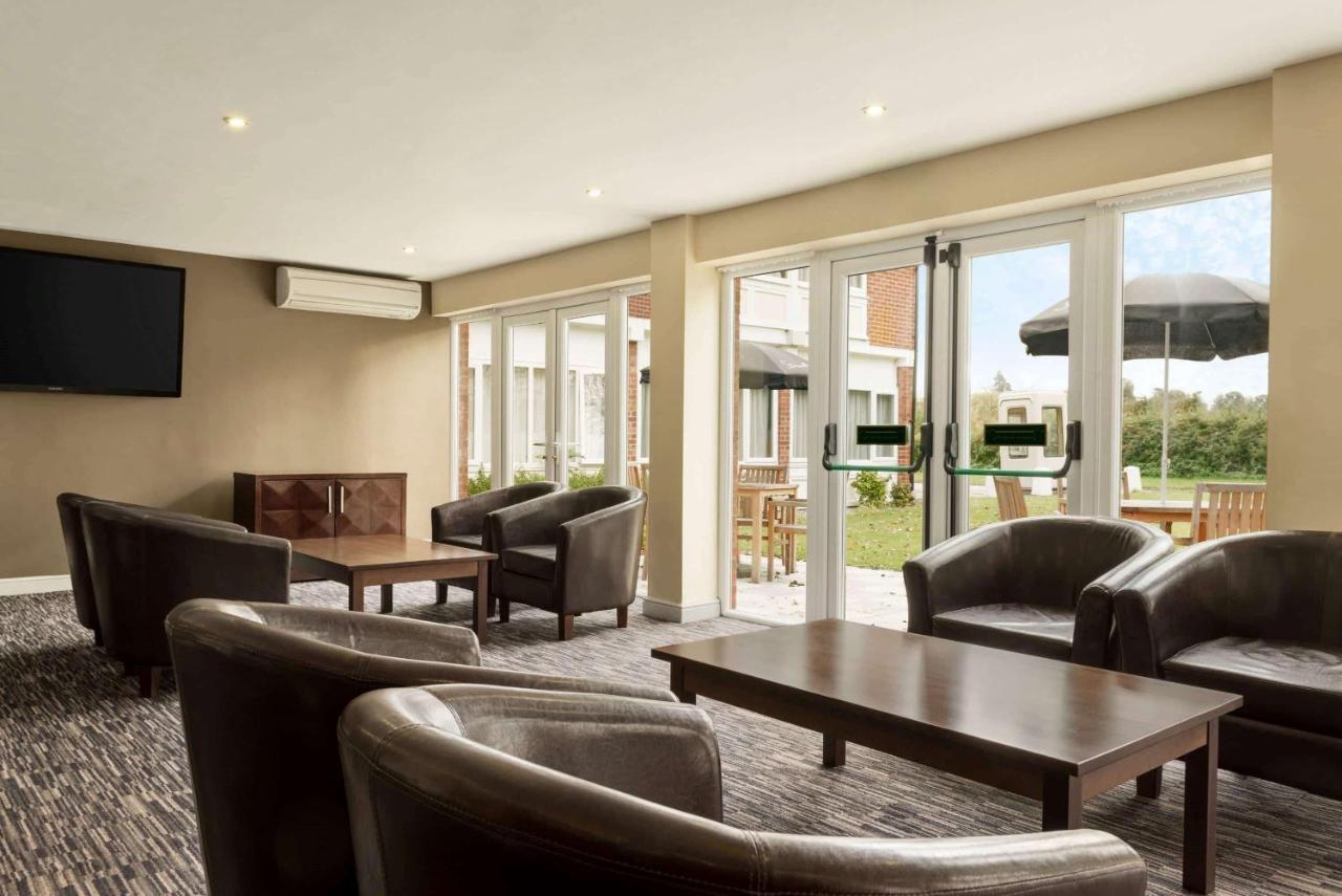 Hotel Warwick Kenilworth Exterior foto